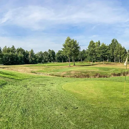 Stunning In With Kitchen * פוטן