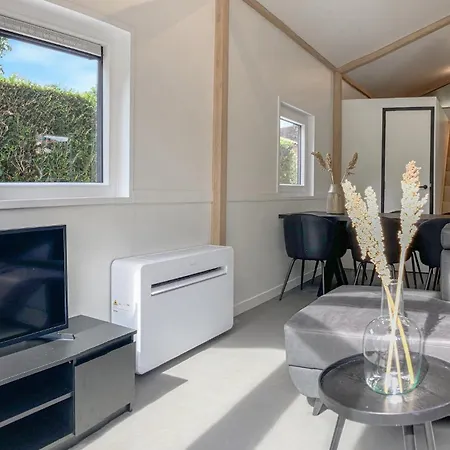 Stunning In With Kitchen פוטן