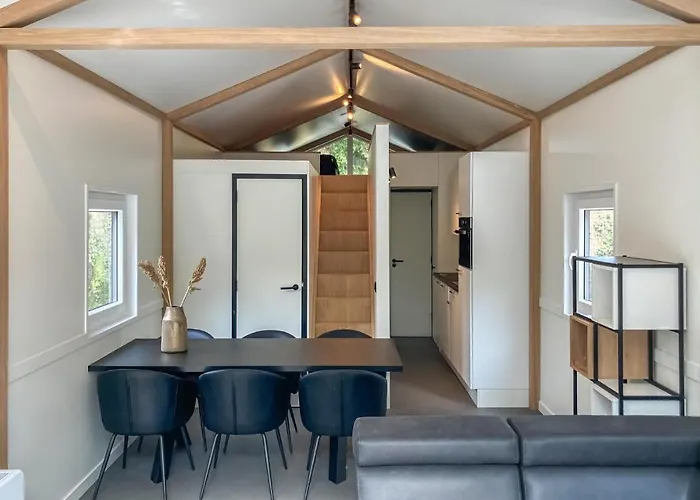 Stunning In With Kitchen Putten