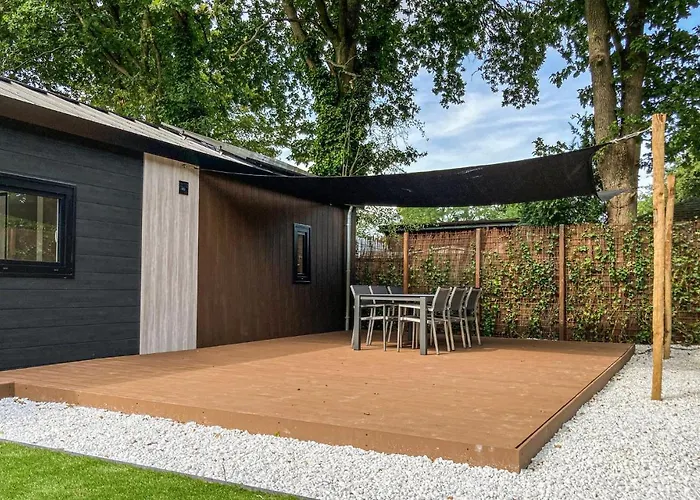 Stunning In With Kitchen * Putten